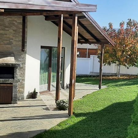 Villa Gardenia 사파레바바냐 외부 사진