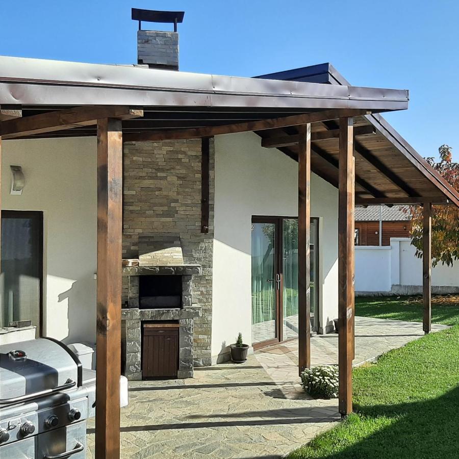 Villa Gardenia 사파레바바냐 외부 사진