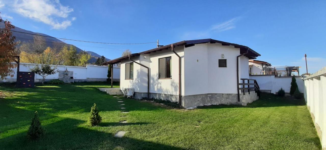 Villa Gardenia 사파레바바냐 외부 사진